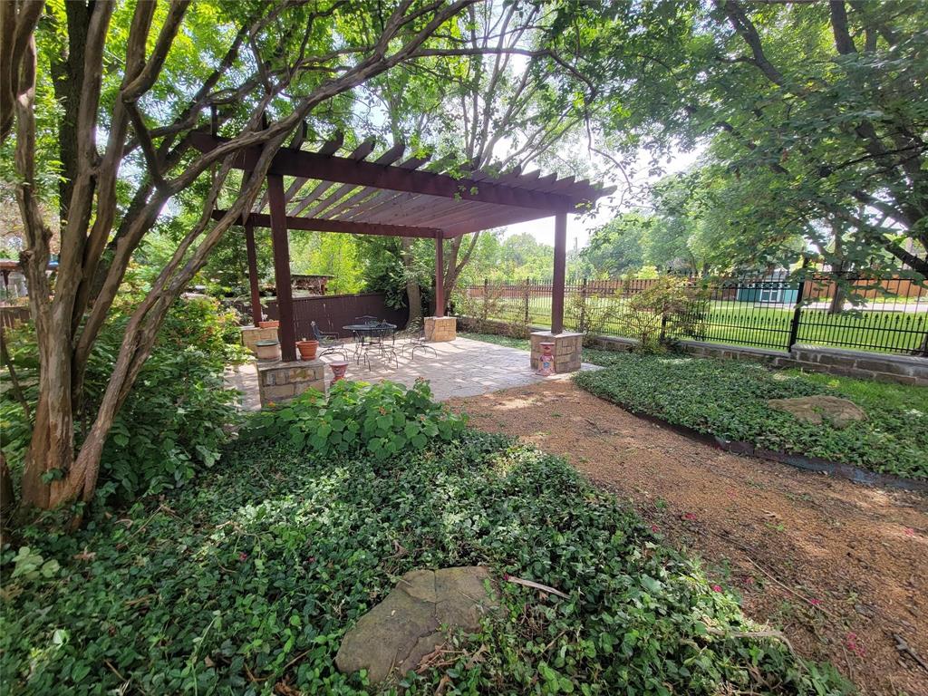 7651 Main Street Property Photo 13