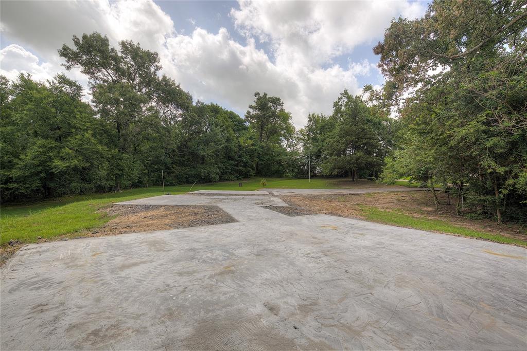 497 County Road 1444 Property Photo 17