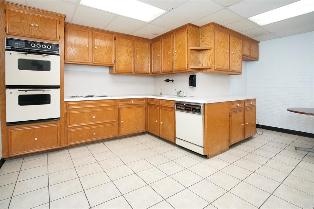 415 S Beckham Avenue Property Photo 13