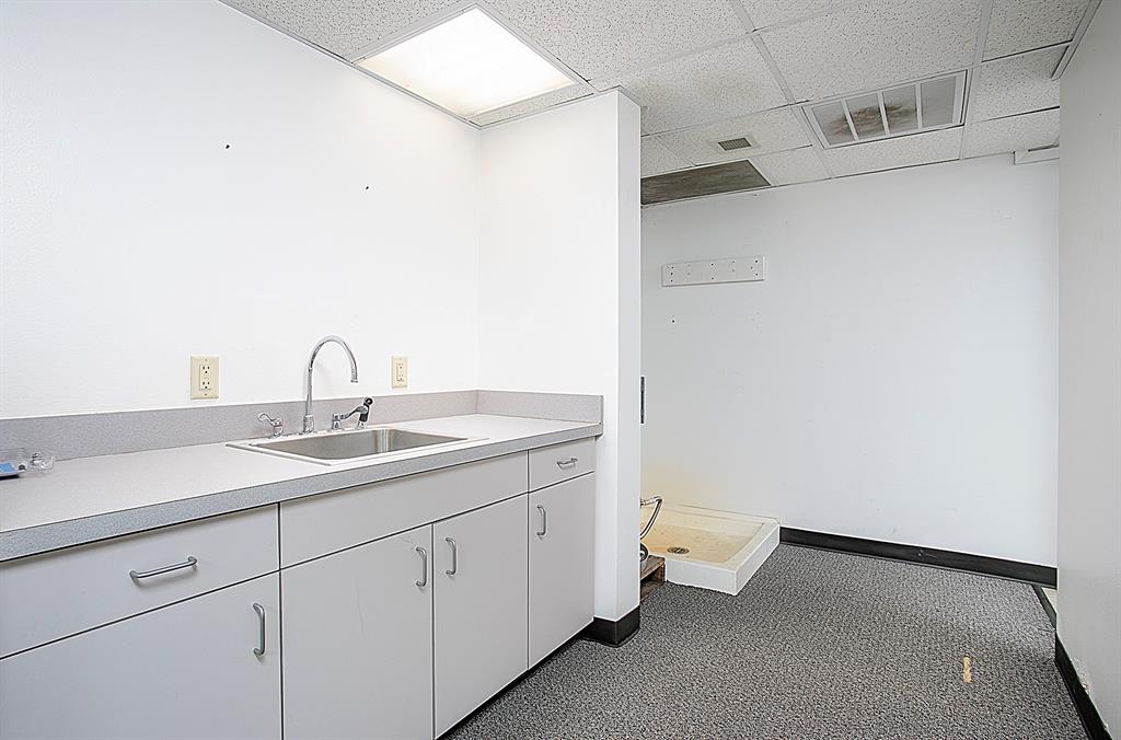 415 S Beckham Avenue Property Photo 31