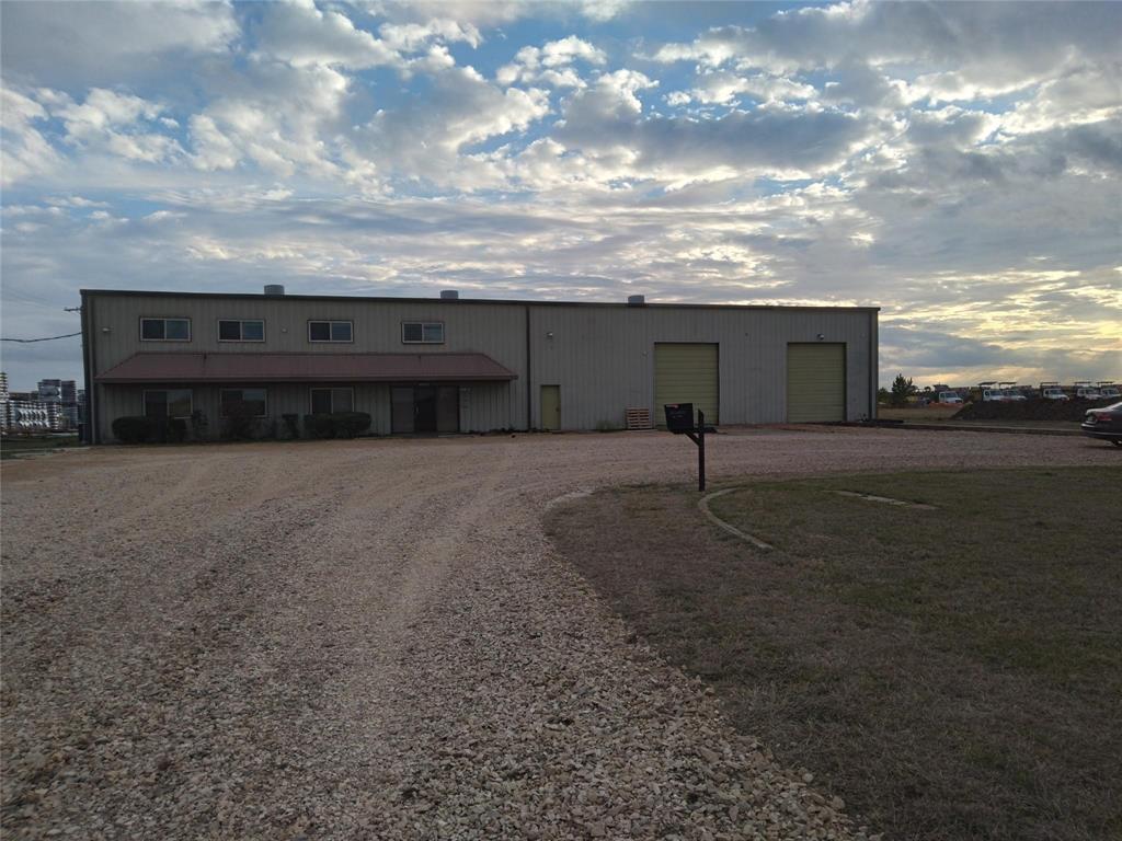 451 Fm 64 Property Photo 11