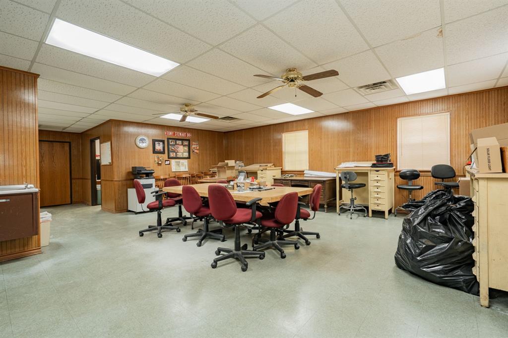 12540 C F Hawn Freeway Property Photo 17