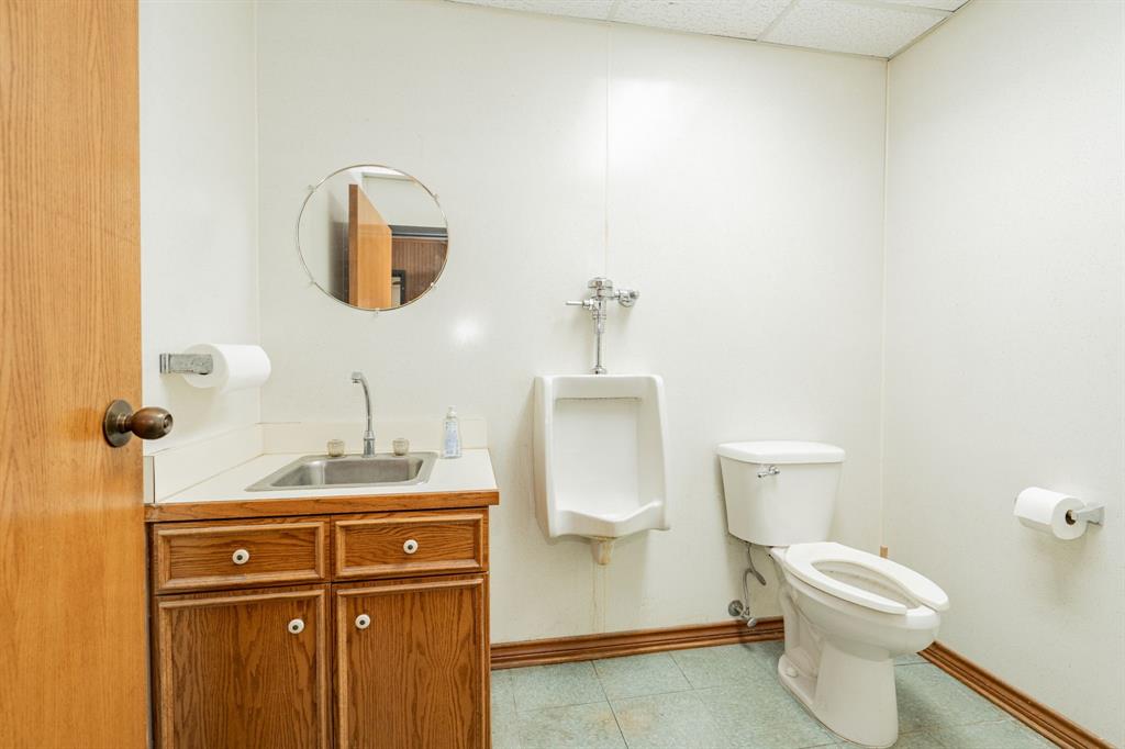 12540 C F Hawn Freeway Property Photo 21