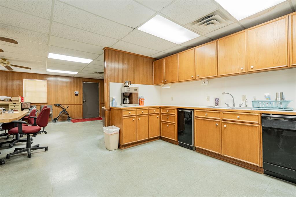 12540 C F Hawn Freeway Property Photo 22