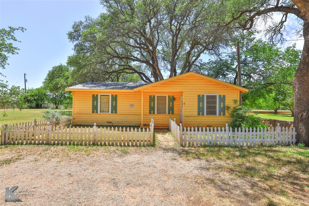 226 William Street Property Photo