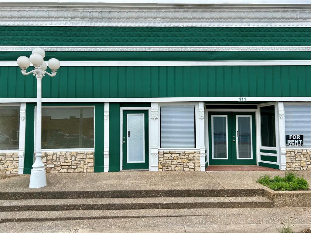 111 N Colorado Street Property Photo 1