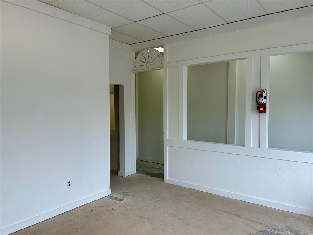 111 N Colorado Street Property Photo 9