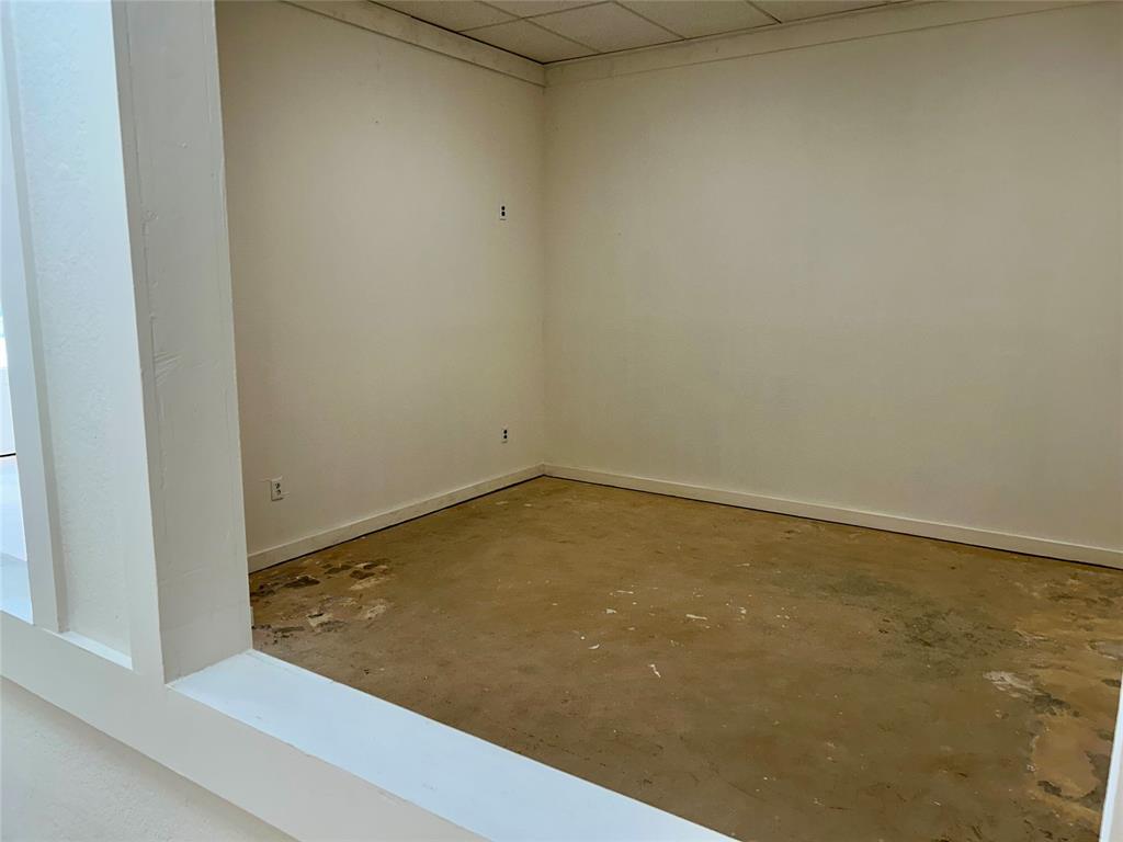 111 N Colorado Street Property Photo 10