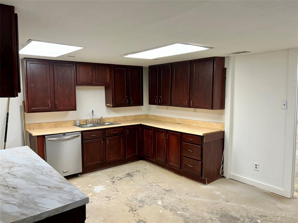 111 N Colorado Street Property Photo 15