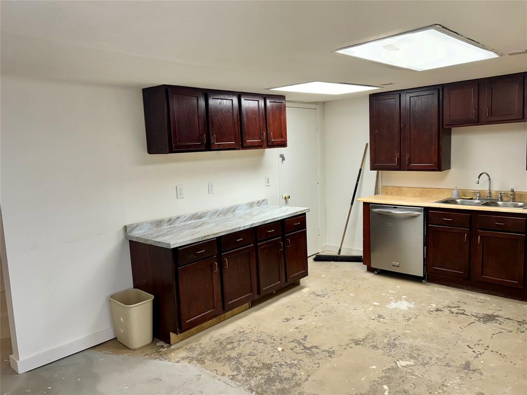 111 N Colorado Street Property Photo 16