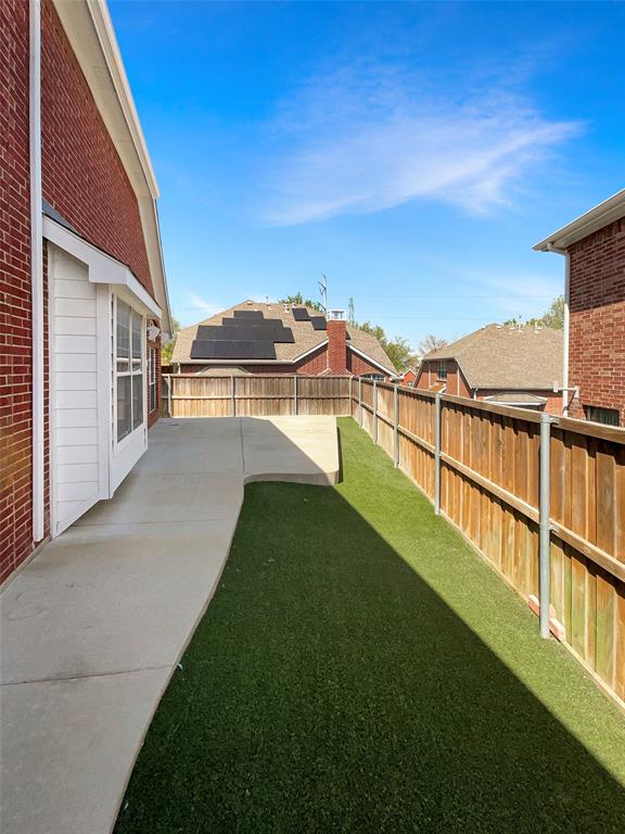 8504 Balta Court Property Photo 11