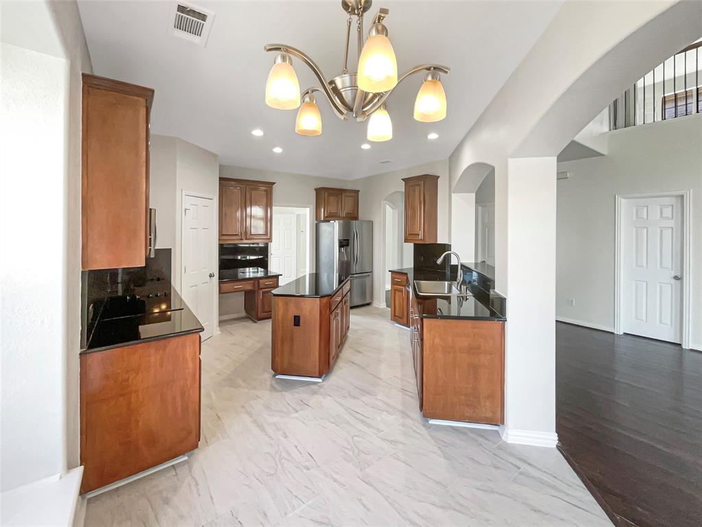 8504 Balta Court Property Photo 17