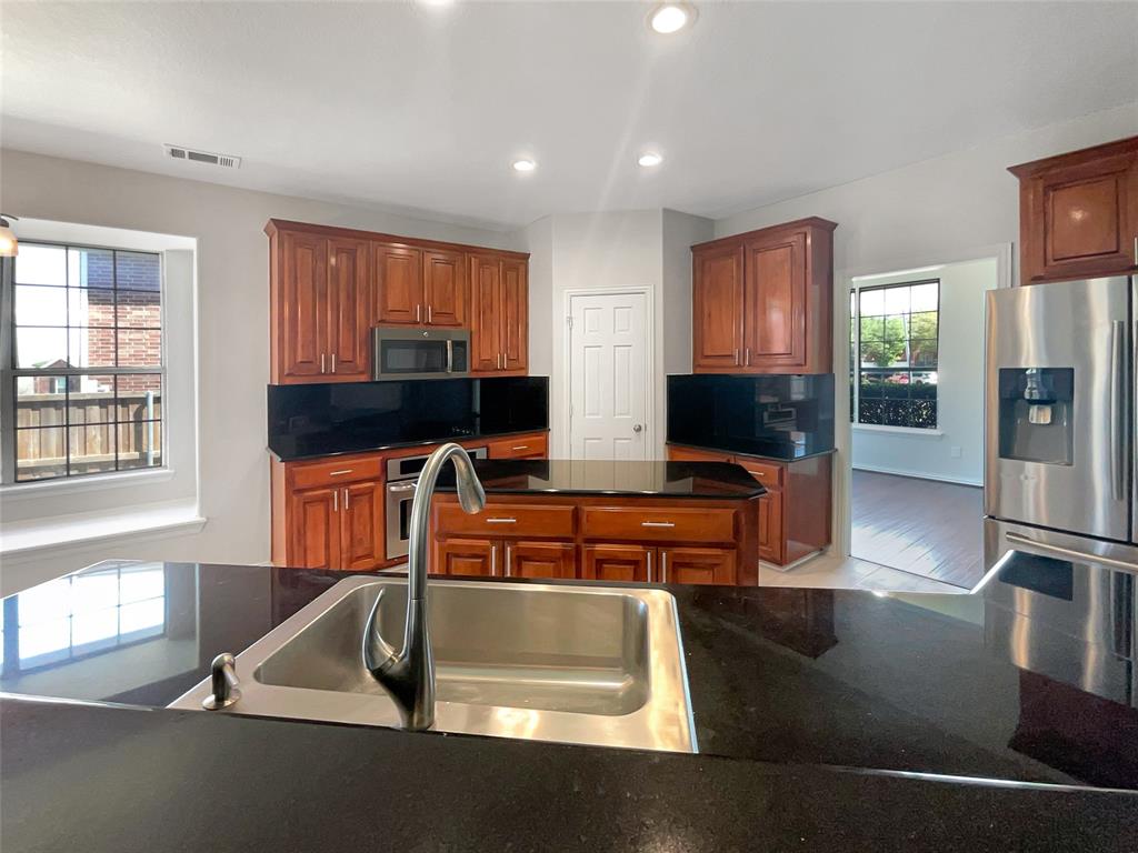 8504 Balta Court Property Photo 18