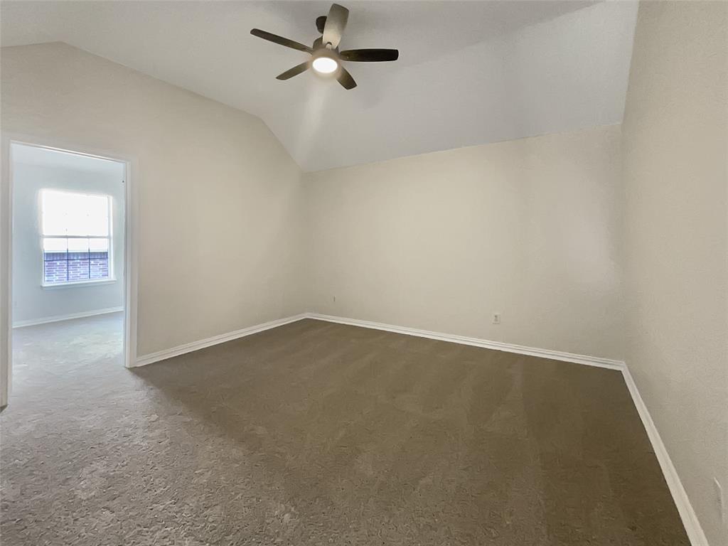 8504 Balta Court Property Photo 29