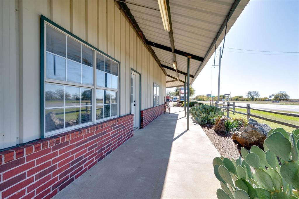 105 Gene Autry Drive Property Photo 7