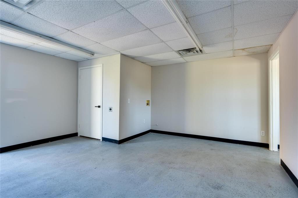 105 Gene Autry Drive Property Photo 8