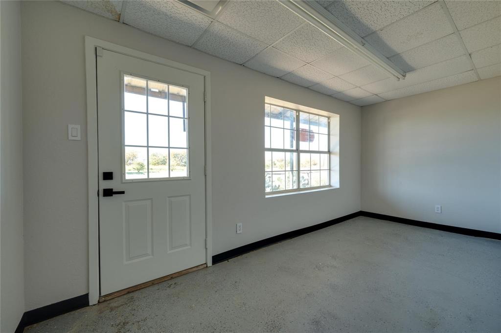 105 Gene Autry Drive Property Photo 11