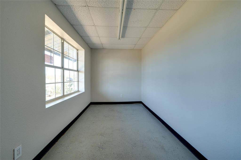 105 Gene Autry Drive Property Photo 12