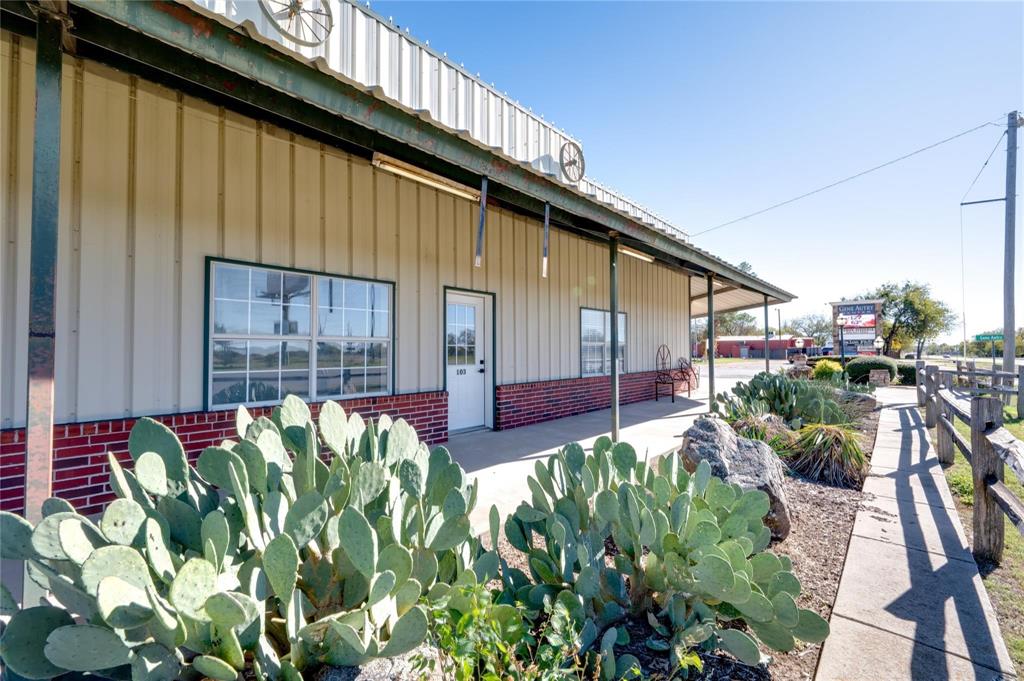105 Gene Autry Drive Property Photo 15