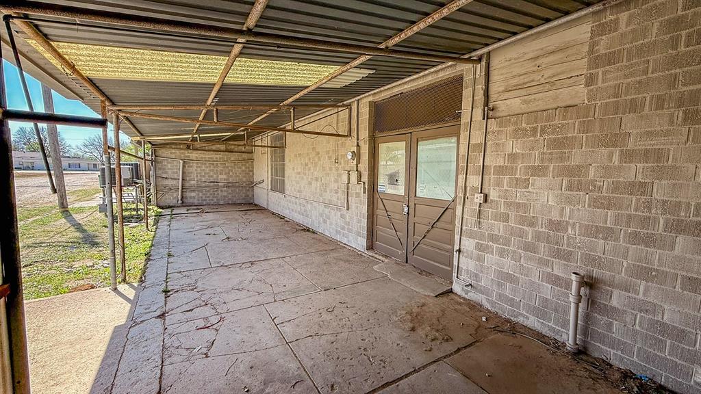 128 N Church Street Property Photo 16