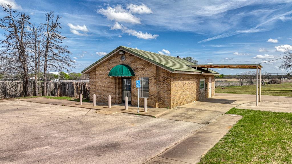 107 Fannin Street Property Photo 1