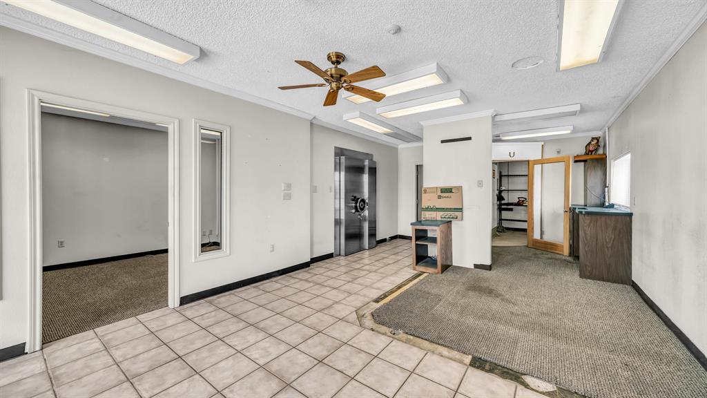 107 Fannin Street Property Photo 6