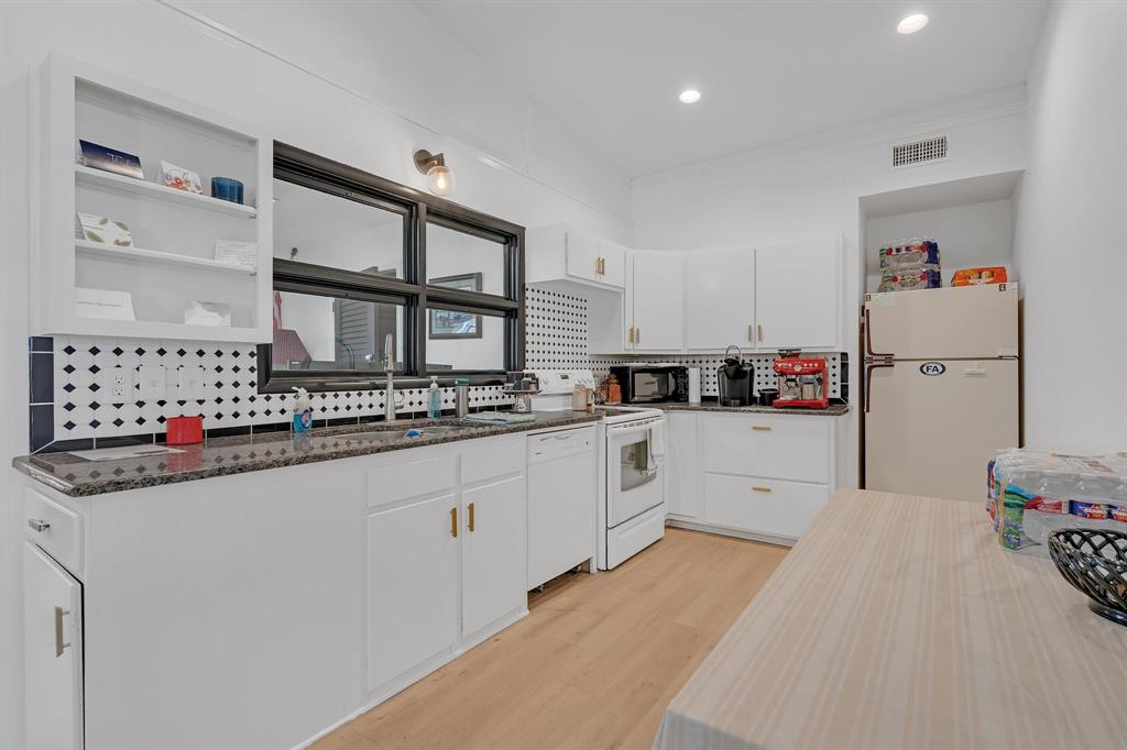 3702 Antilley Road Property Photo 23