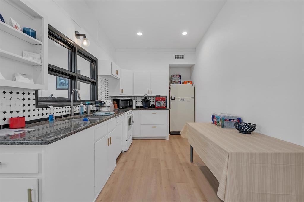 3702 Antilley Road Property Photo 24
