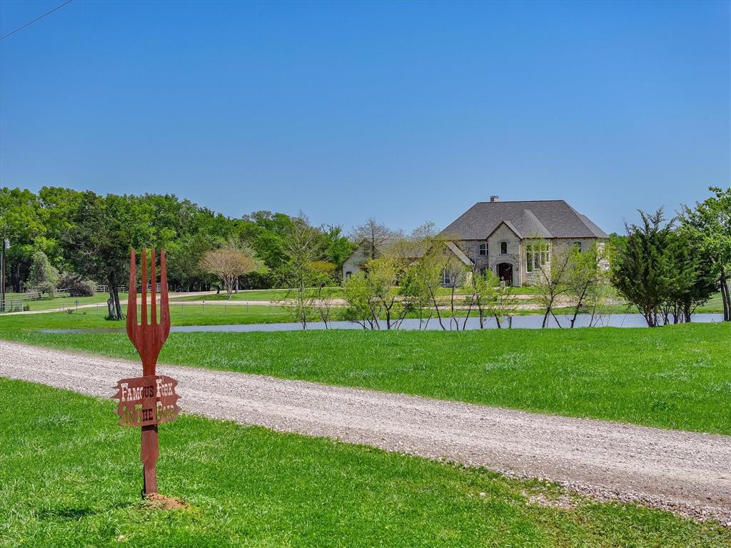 15653 Sh 243 Property Photo 6