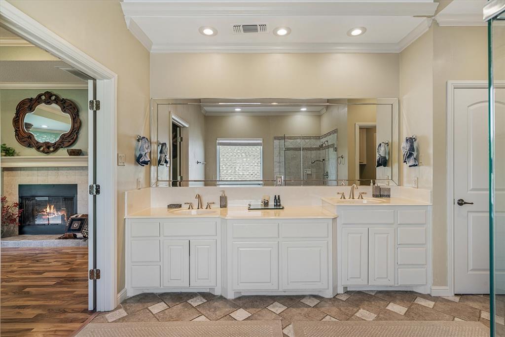 15653 Sh 243 Property Photo 23