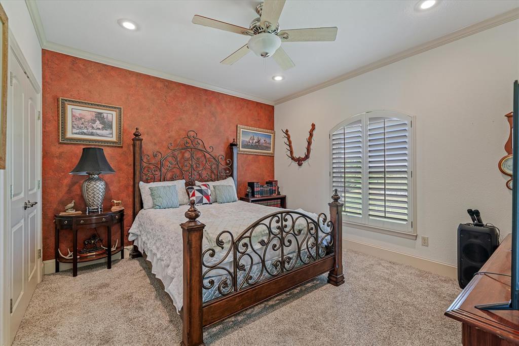 15653 Sh 243 Property Photo 25