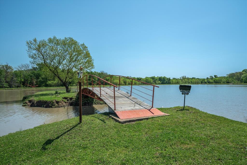 15653 Sh 243 Property Photo 40