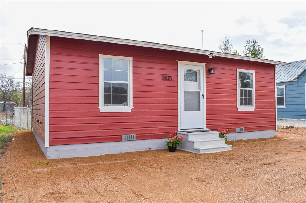 1805 S Bradley Property Photo