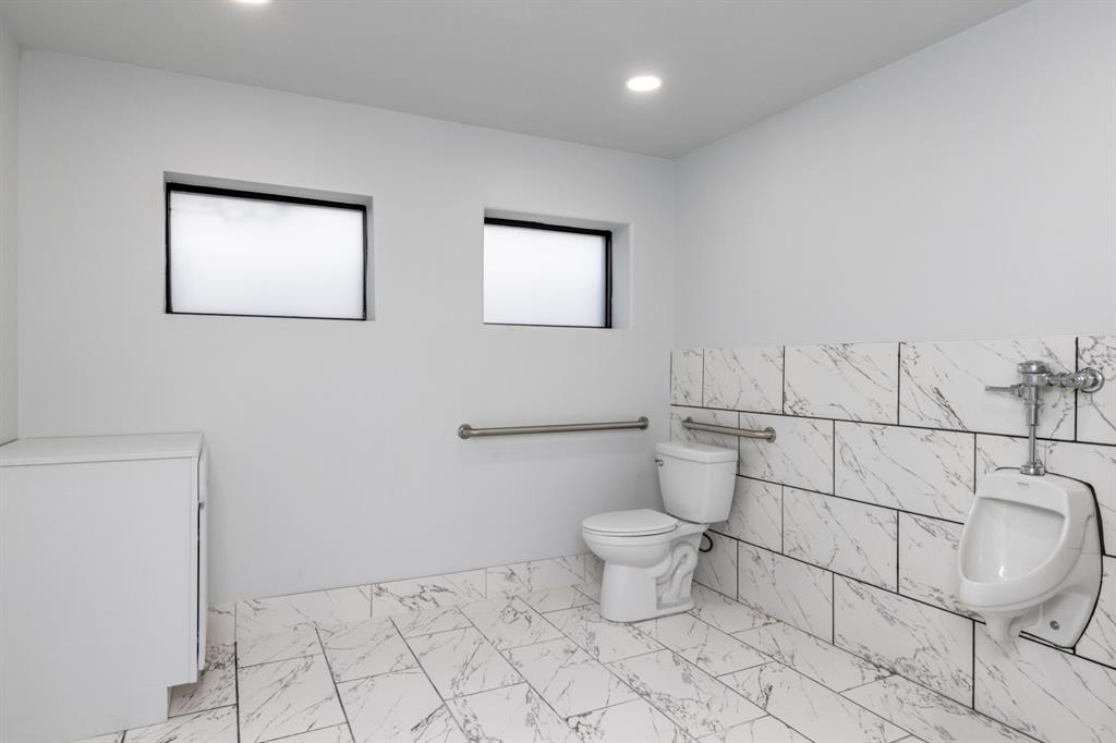 112 Denver Trail Property Photo 13