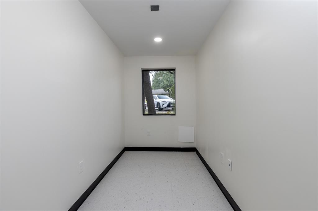 112 Denver Trail Property Photo 19