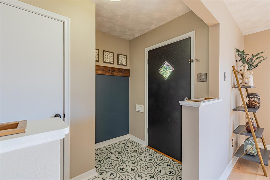 8331 Cabrera Drive Property Photo 6