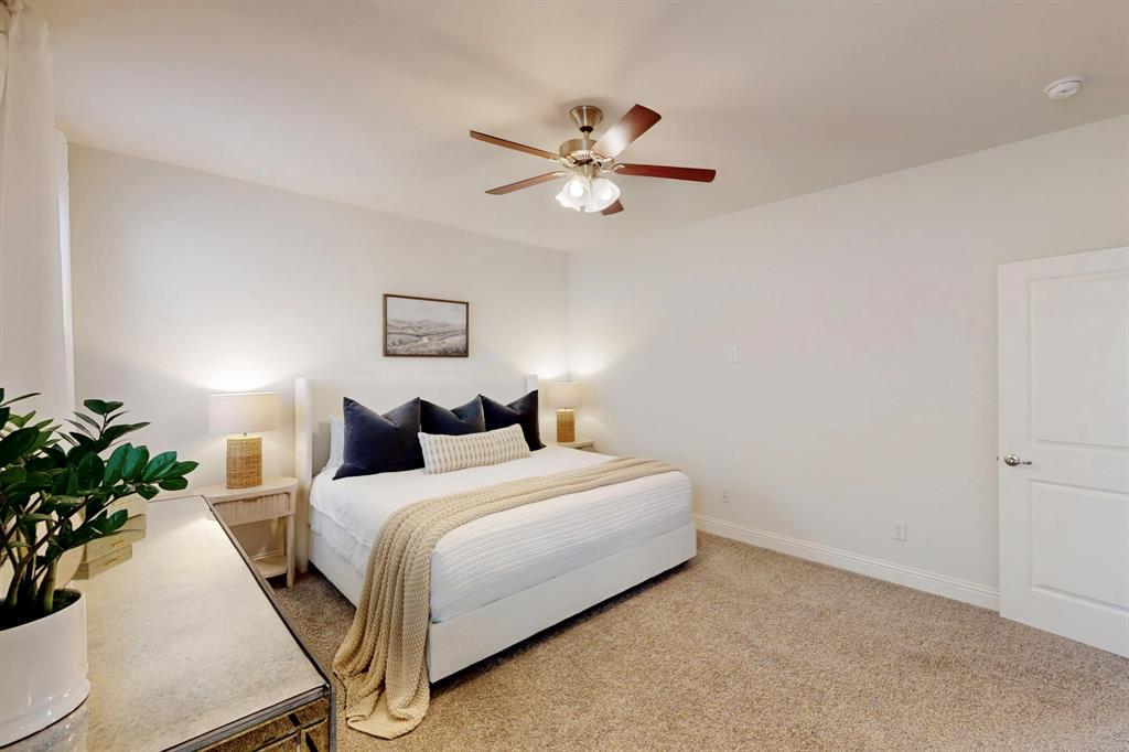 1421 Sage Way Property Photo 10