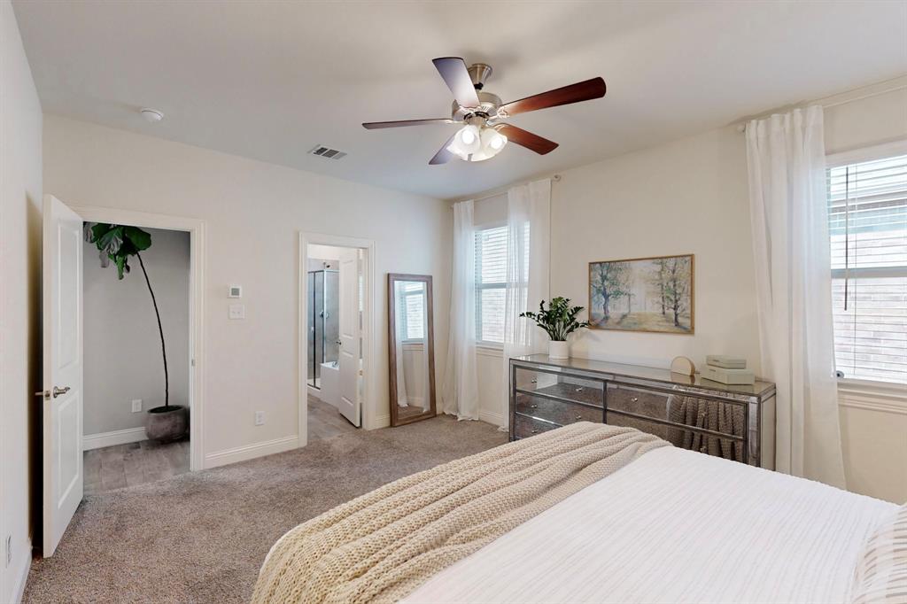 1421 Sage Way Property Photo 11
