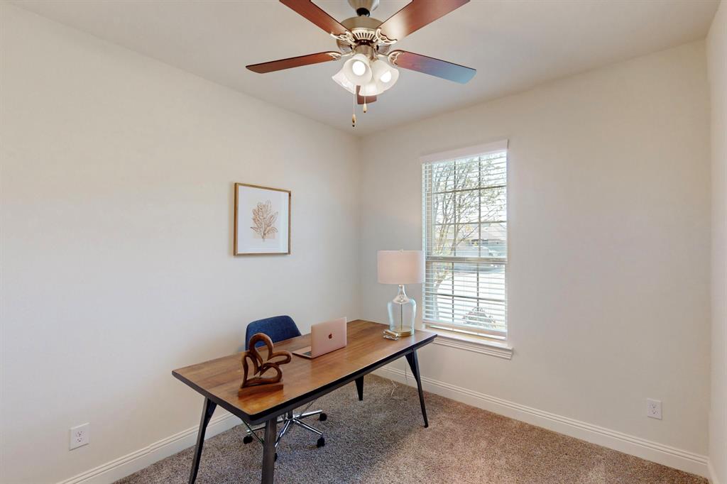 1421 Sage Way Property Photo 16