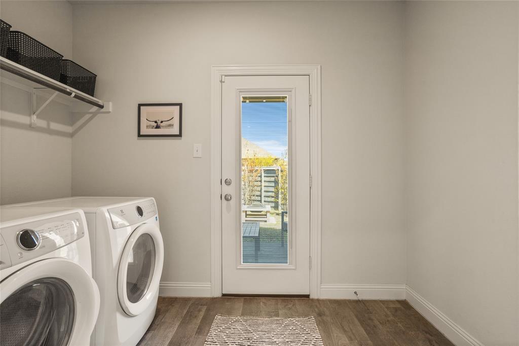 1421 Sage Way Property Photo 22