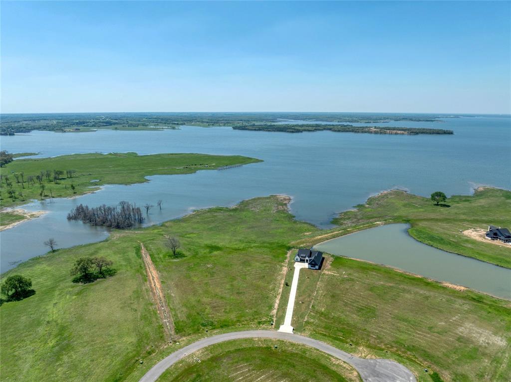 405 Sailview Court Property Photo 11
