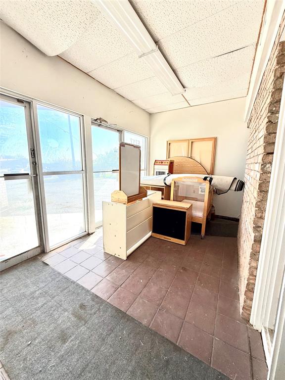 6717 Boulevard 26 Property Photo 12