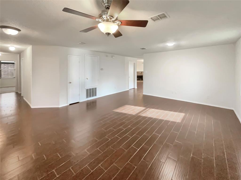 2902 Sheridan Lane Property Photo 11