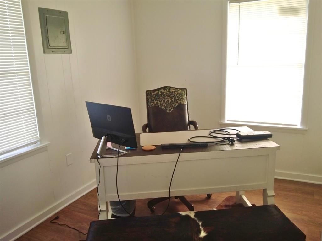 103 Cartwright Park Property Photo 7