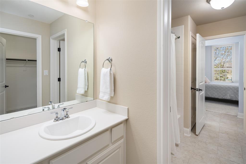 2242 Emery Down Drive Property Photo 29