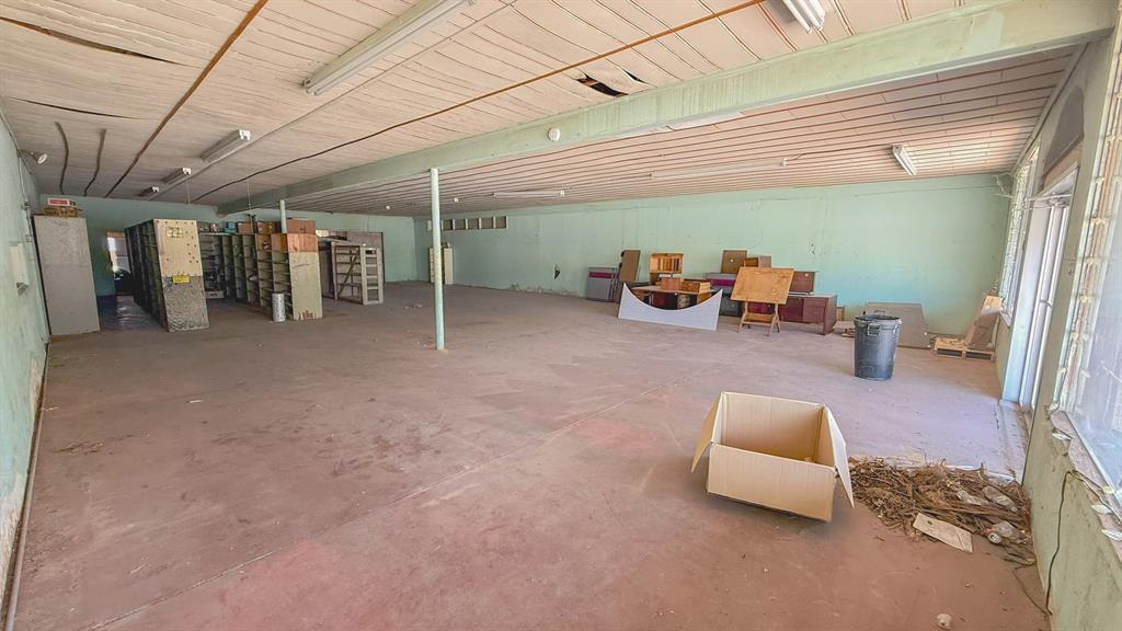 126 N Church Street Property Photo 8