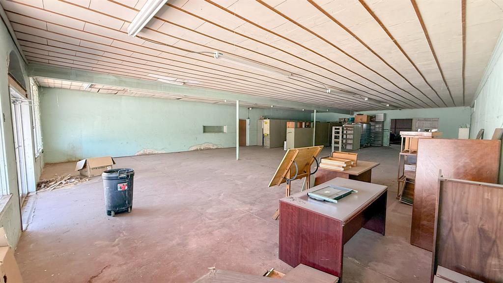 126 N Church Street Property Photo 9