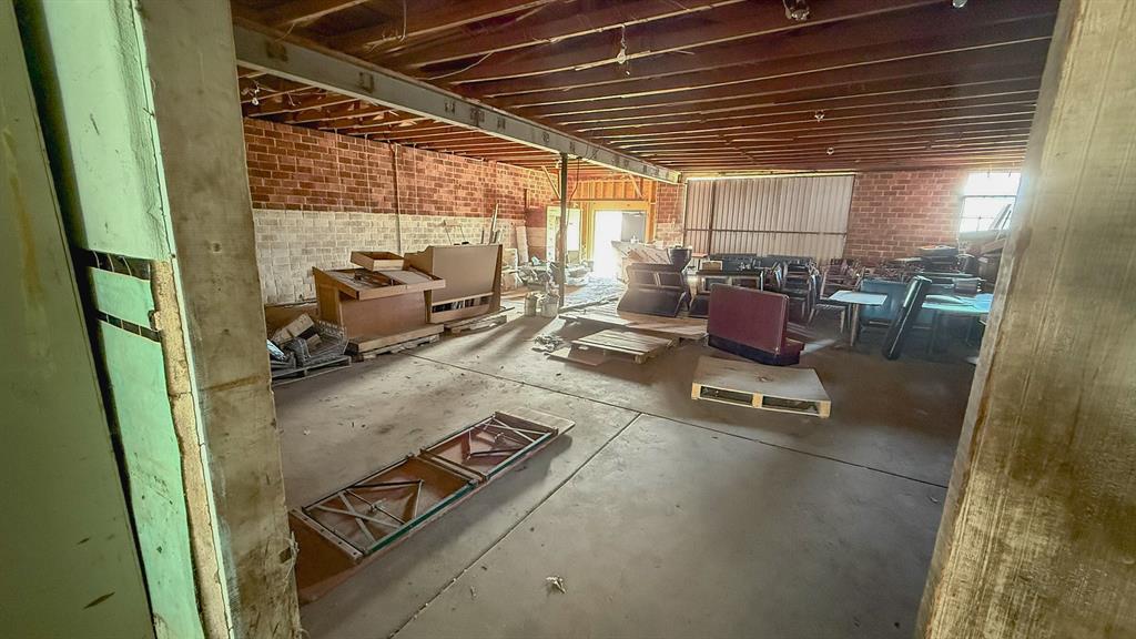 126 N Church Street Property Photo 11