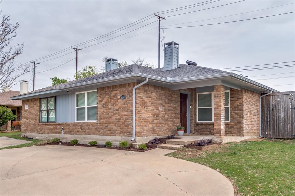 9886 Camfield Avenue Property Photo 2