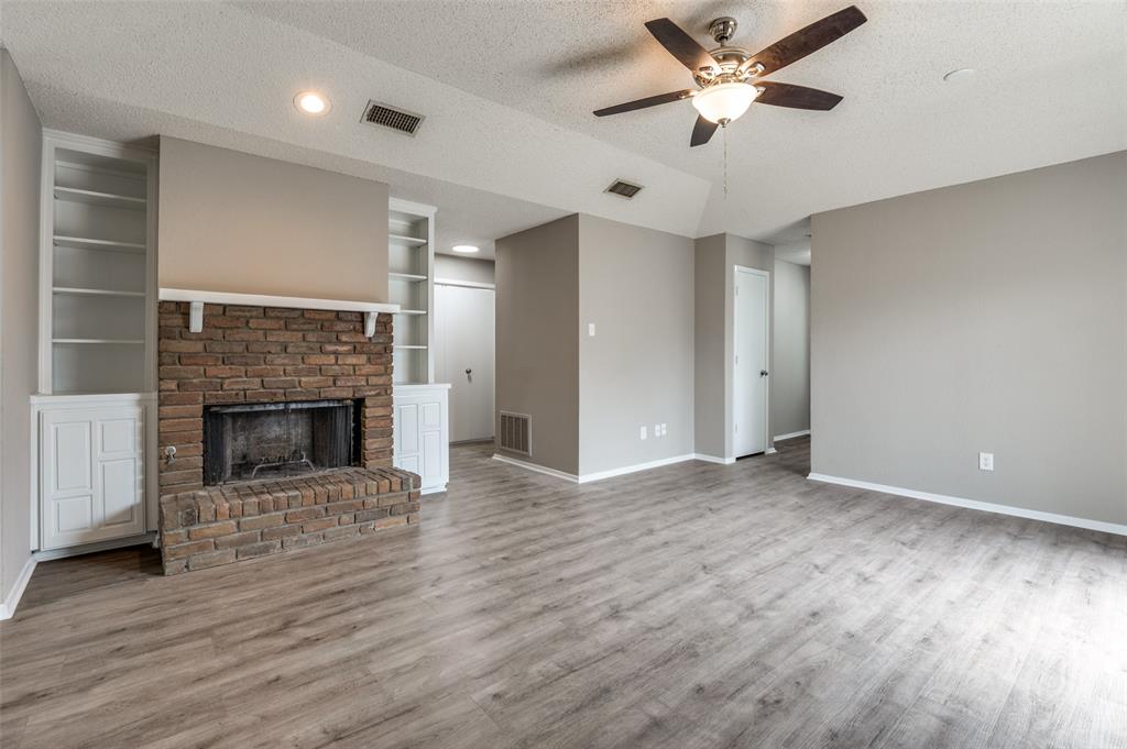 9886 Camfield Avenue Property Photo 4